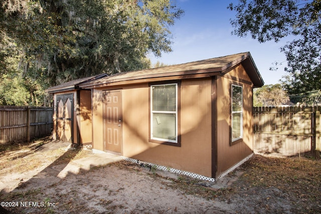 view of outbuilding