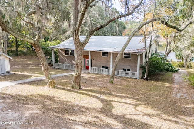 view of front of property