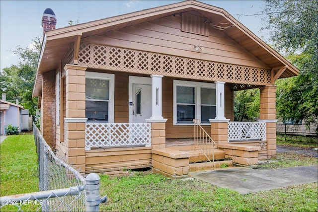 view of front of house featuring a porch