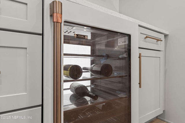 room details with wine cooler