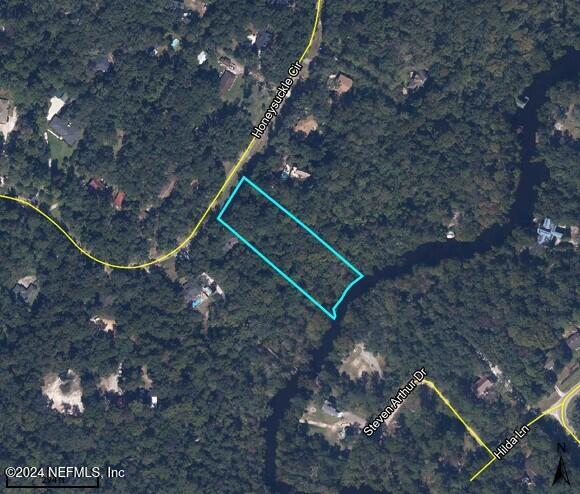 4110 Honeysuckle Cir, Middleburg, FL 32068