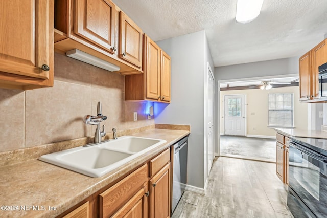 kitchen with tasteful backsplash, sink, stainless steel dishwasher, black range with electric stovetop, and light wood-type flooring