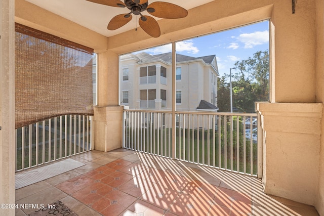 balcony featuring ceiling fan