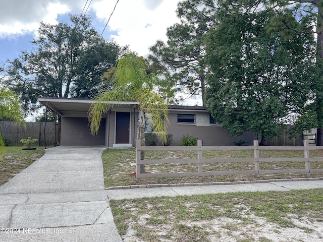 Listing photo 2 for 128 Rollin Dr, Orange Park FL 32073