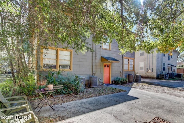 view of front of house featuring central air condition unit