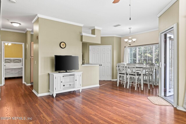 7800 Point Meadows Dr Unit 621, Jacksonville, FL 32256 - photo 2