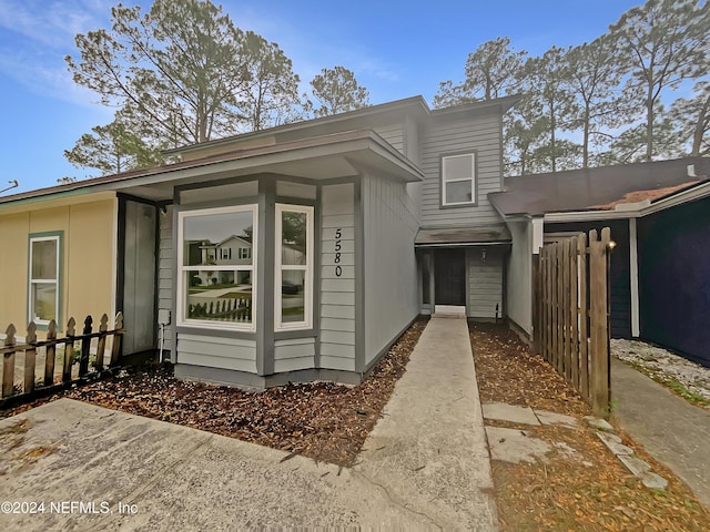 5580 Cabot Dr N, Jacksonville, FL 32244 - photo 1