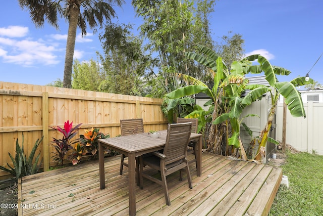 view of wooden deck