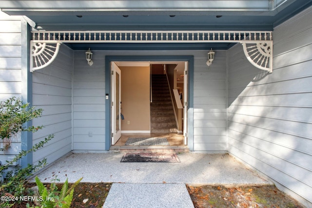 view of property entrance