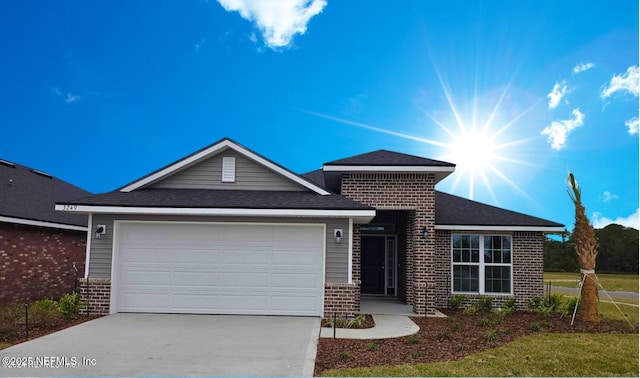 view of front facade with a garage