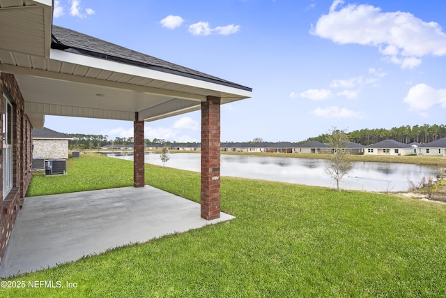 3245 Winding Creek Pl, Green Cove Springs, FL 32043 - view of yard featuring cooling unit, a water view, and a patio area