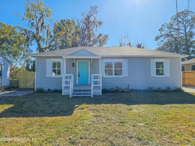 view of front of house with a front yard