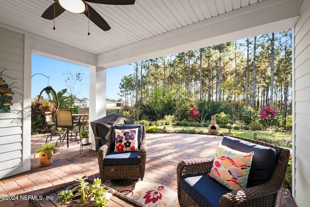 view of patio with ceiling fan