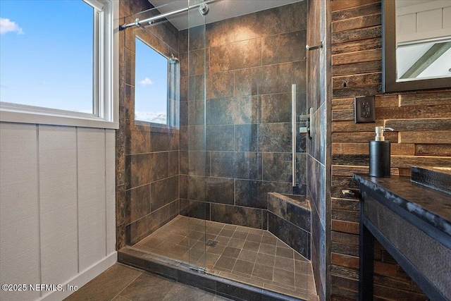 bathroom featuring tiled shower