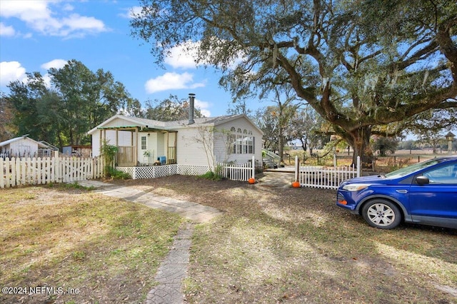 view of front of home with a porch