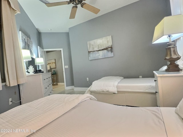 bedroom featuring ceiling fan