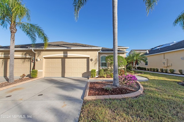 2429 Nottingham Greens Dr, Sun City Center, FL 33573 - photo 2