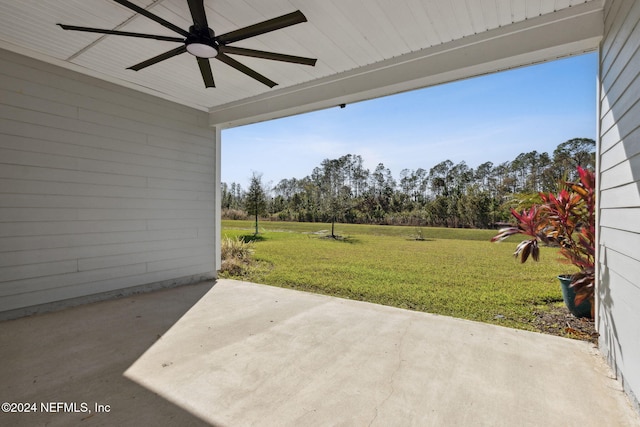 view of patio with ceiling fan