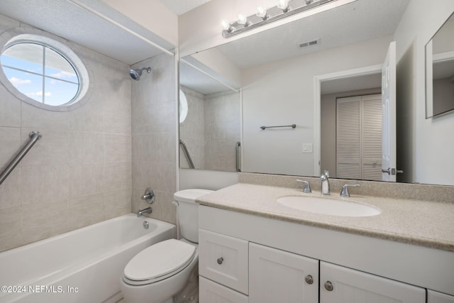 304 Tournament Rd, Ponte Vedra Beach, FL 32082 - full bathroom featuring vanity and shower / tub combination
