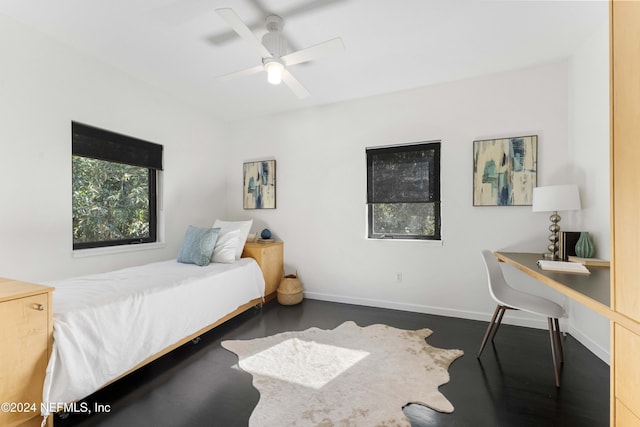 bedroom featuring ceiling fan