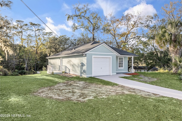 view of outdoor structure featuring a yard