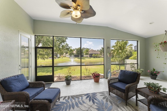 sunroom with vaulted ceiling and ceiling fan