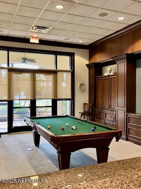 recreation room featuring carpet flooring, beverage cooler, ceiling fan, and billiards