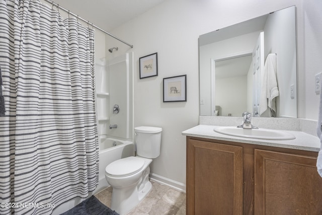 full bathroom featuring shower / tub combo with curtain, vanity, and toilet