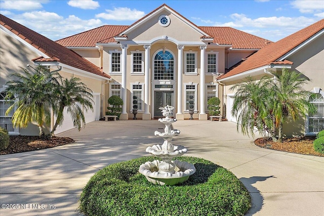 view of front of house featuring a garage