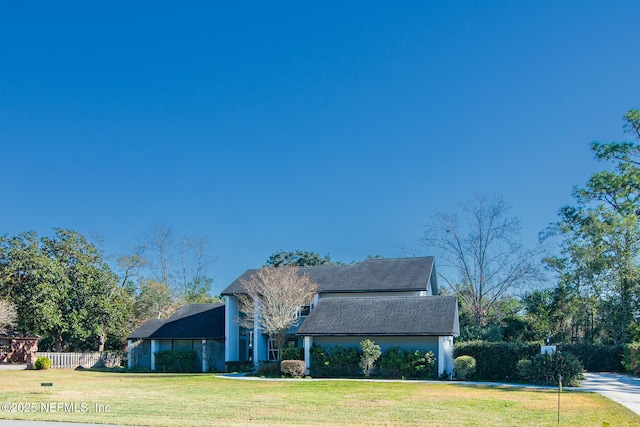 view of front of house with a front yard