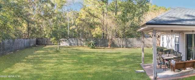 view of yard with a patio