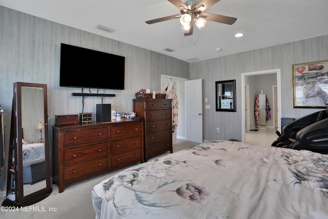 bedroom featuring ceiling fan