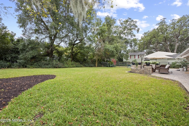 view of yard with a patio