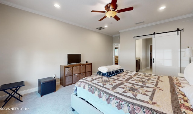 bedroom featuring ceiling fan, a barn door, light colored carpet, and crown molding