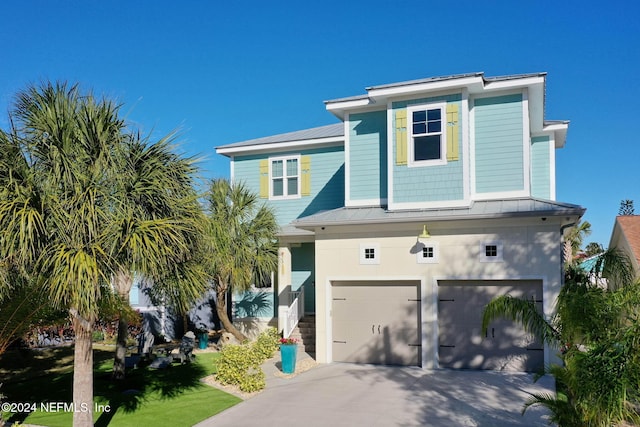 view of front facade featuring a garage