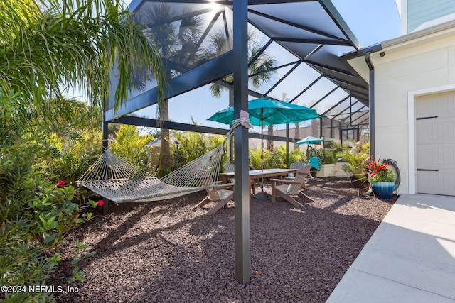 exterior space featuring a lanai