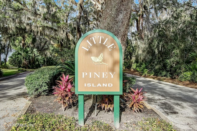 view of community sign