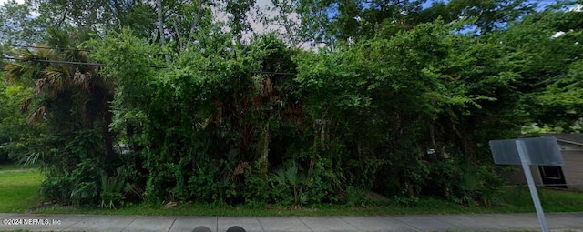 Listing photo 3 for 1043 W King St, Saint Augustine FL 32084