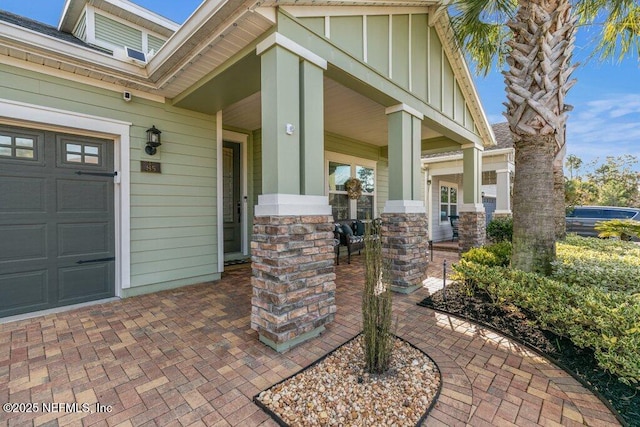 entrance to property with covered porch