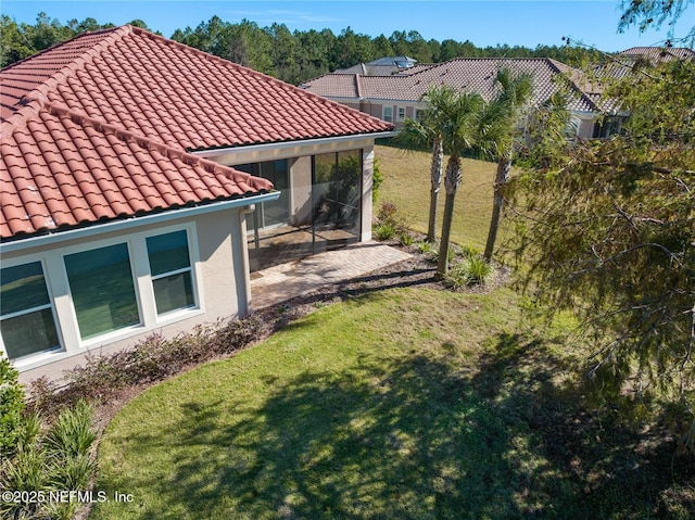 view of yard with a patio area