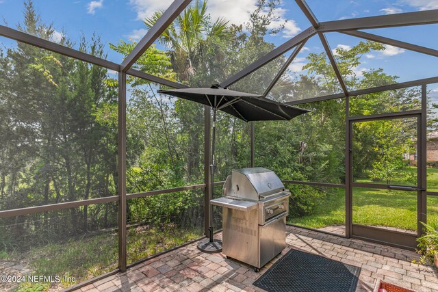 view of unfurnished sunroom