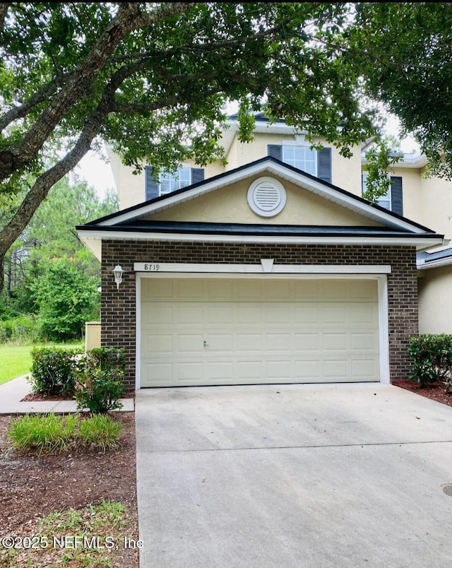 view of front of house featuring a garage