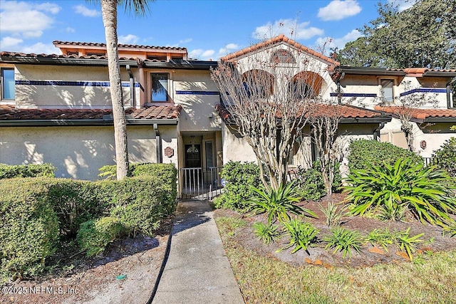 view of mediterranean / spanish house