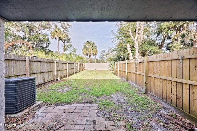 view of yard featuring cooling unit