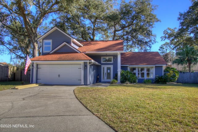 view of front of home with a front lawn