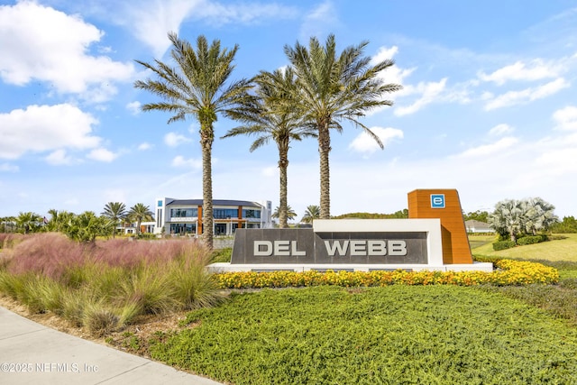 view of community / neighborhood sign