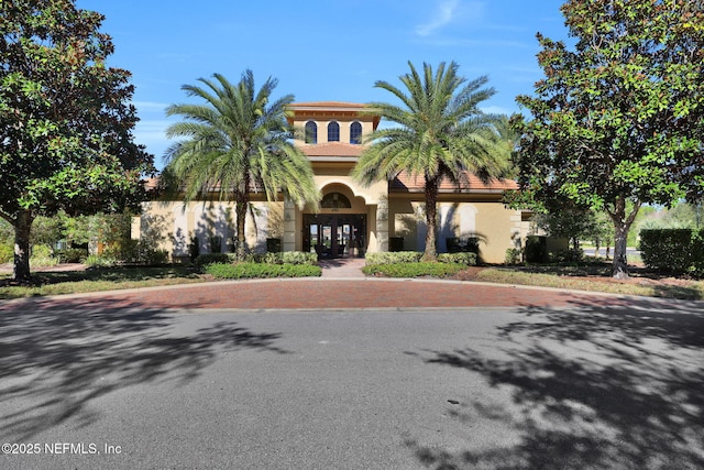 view of mediterranean / spanish-style house