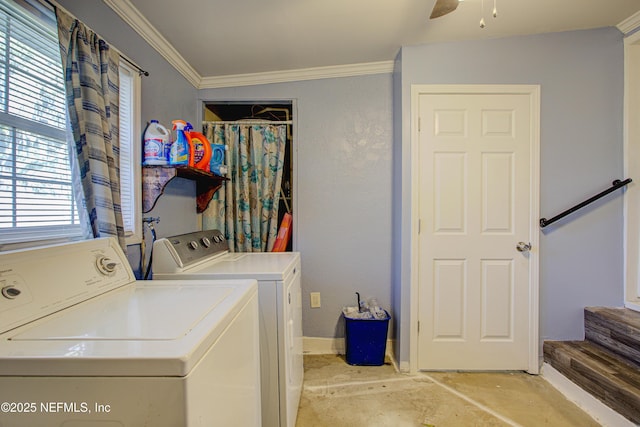 laundry room with washer and dryer, ceiling fan, and ornamental molding