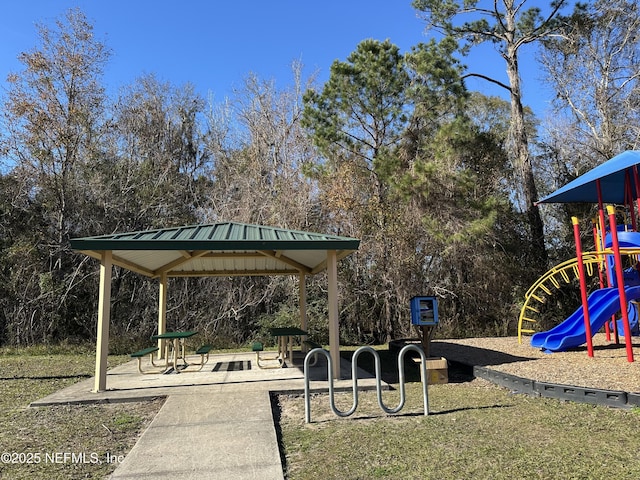 surrounding community with a playground