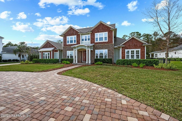 view of front facade with a front yard